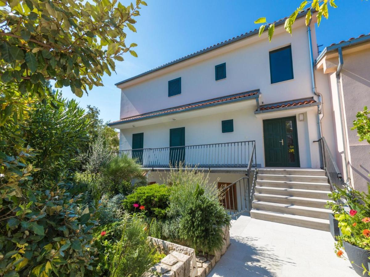 Apartments Loncaric Crikvenica Exteriör bild