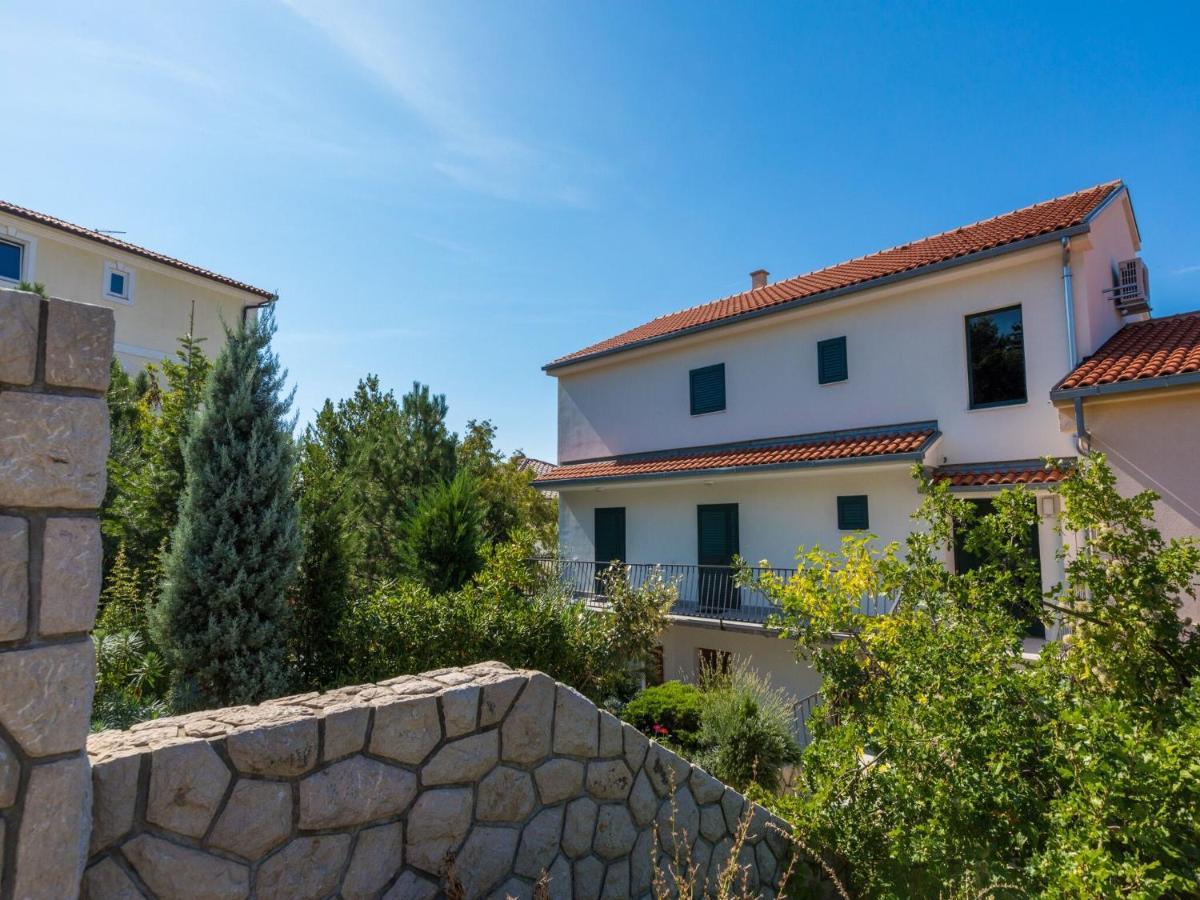 Apartments Loncaric Crikvenica Exteriör bild