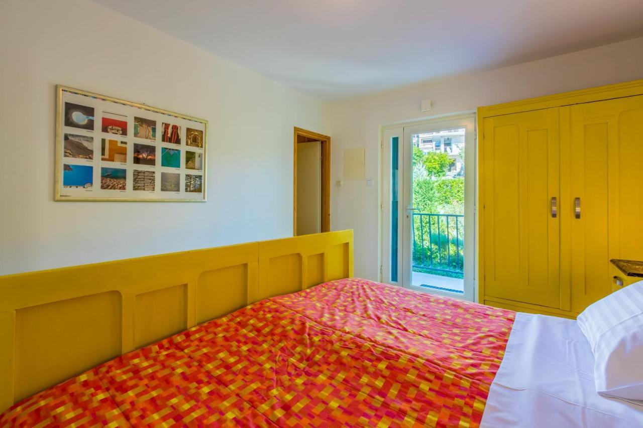 Apartments Loncaric Crikvenica Exteriör bild