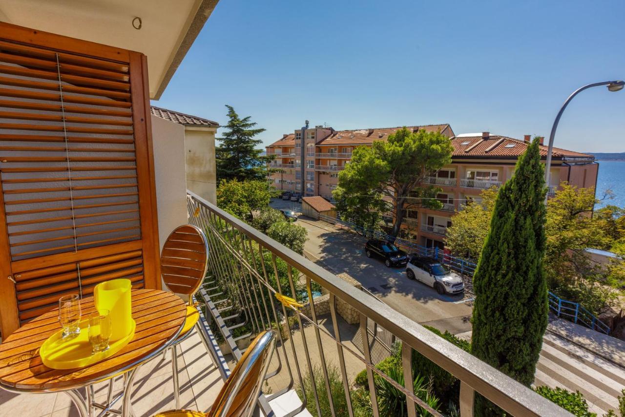 Apartments Loncaric Crikvenica Exteriör bild